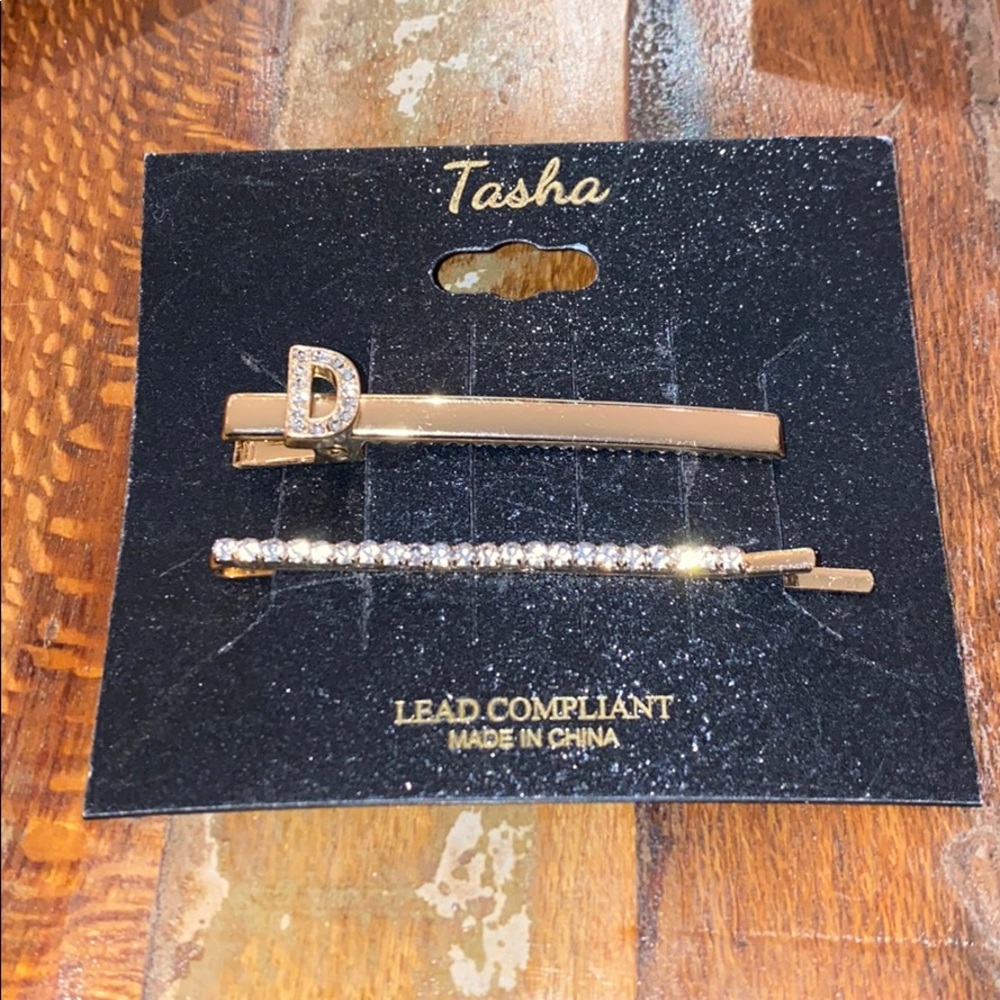Tasha Initial “D” Crystal hairpin set-NWT
